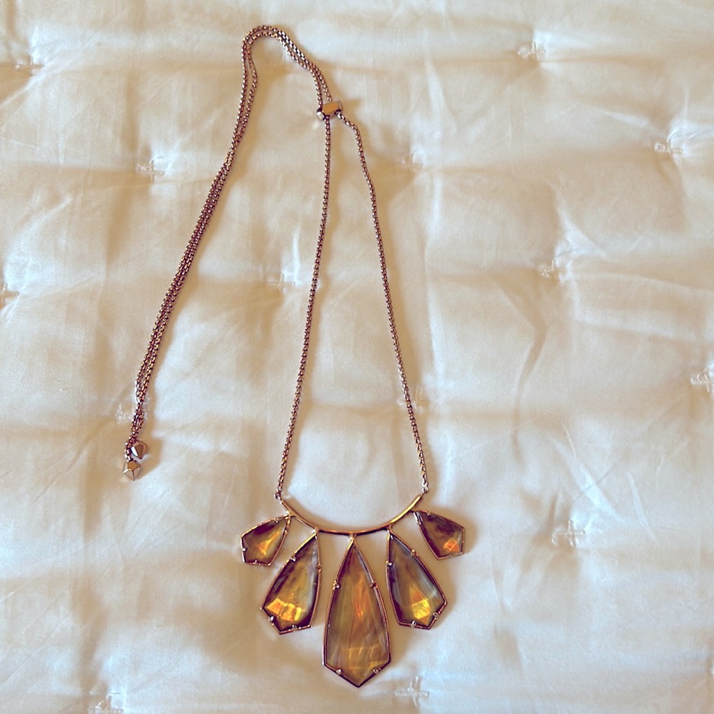Adjustable necklace